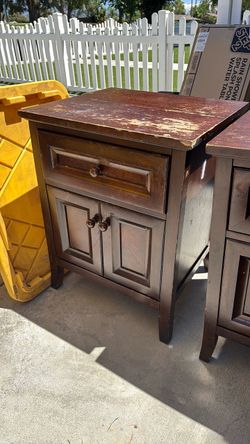 2 Solid Wood End Tables