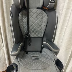 Chicco Carseat/booster