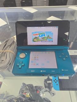 Nintendo 3DS with Charger, no stylus. ASK FOR RYAN. #4(contact info removed)250-01