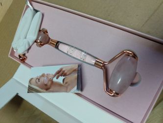 Rose Quartz Face and Body Roller Never Used