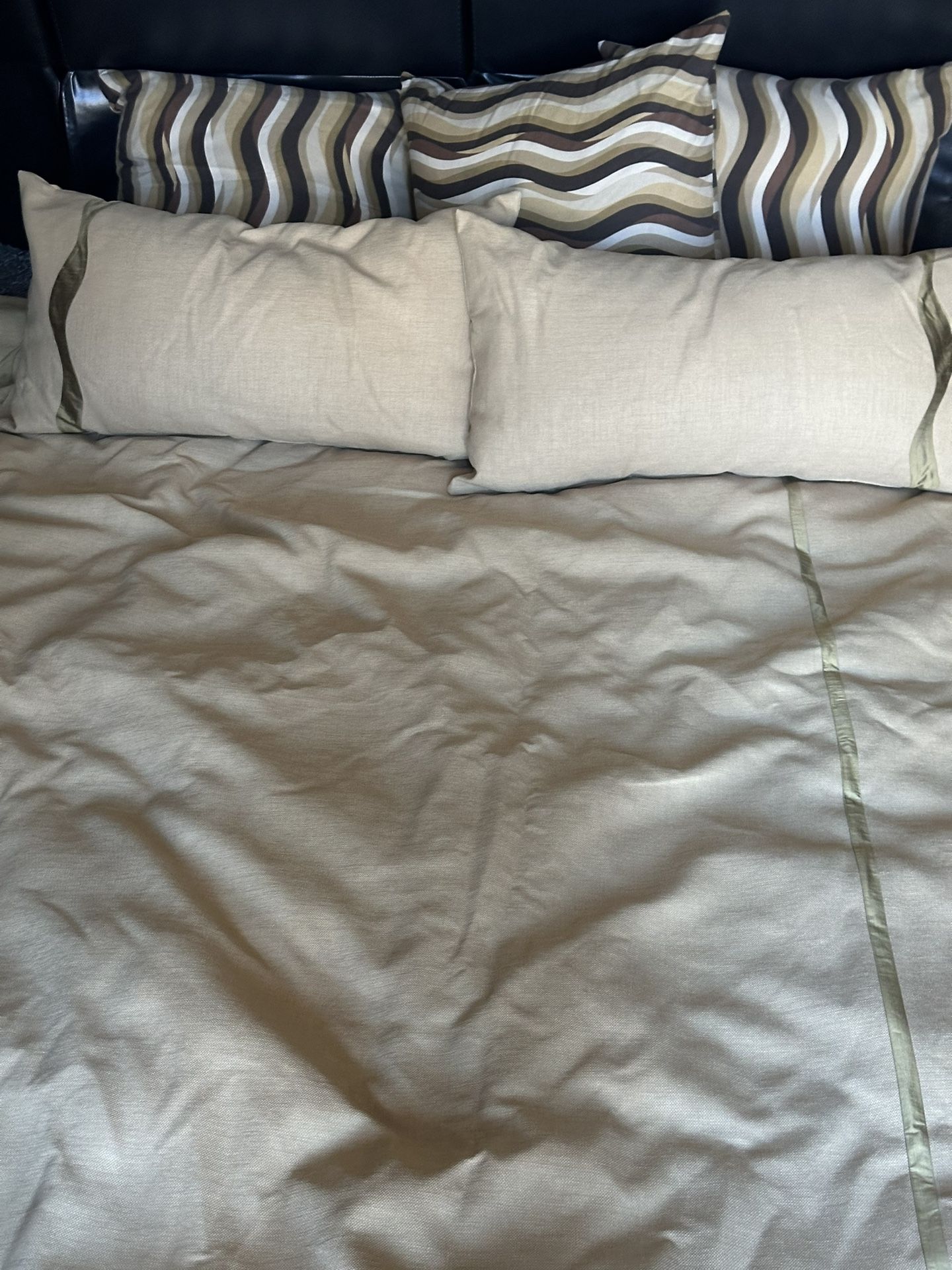 King Tweed Duvet Cover, King Pillow Covers, 3 Oversized Throw Pillows