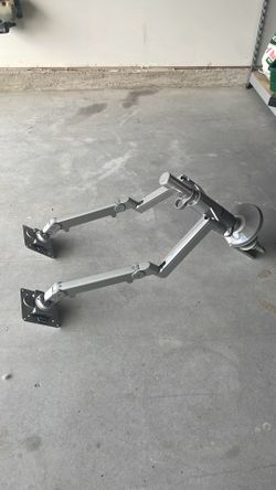 Humanscale dual monitor stand