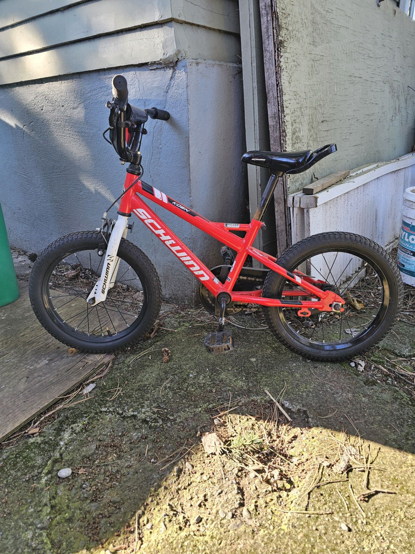 Kids Schwinn Bike 16" tires
