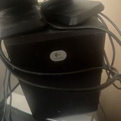 LOGITEC SPEAKERS With Subwoofer