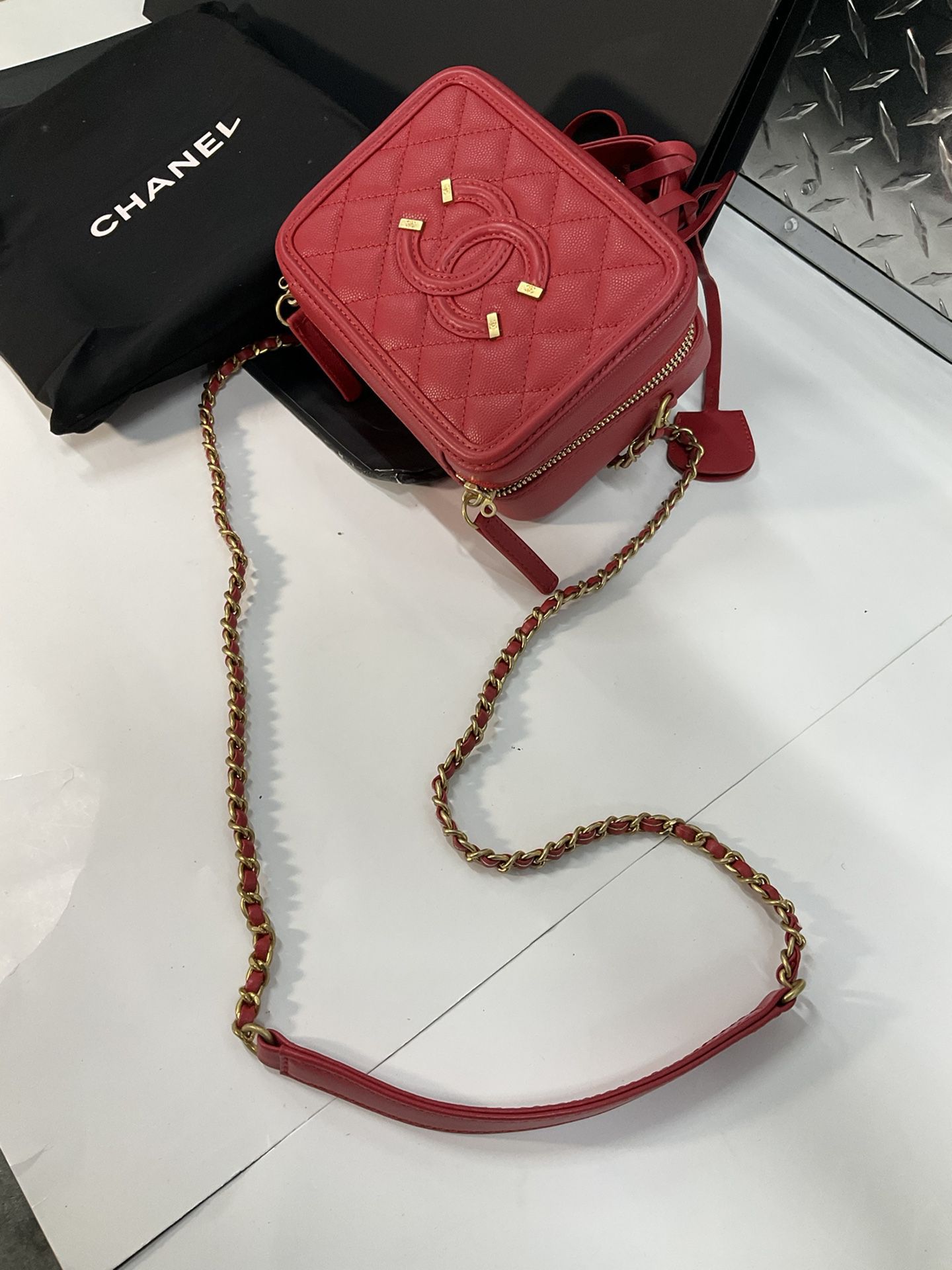 CHANEL BAG for Sale in Queens, NY - OfferUp