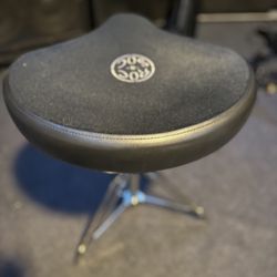 ROC n SOC Hydronic Throne