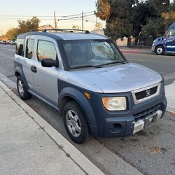2005 Honda Element