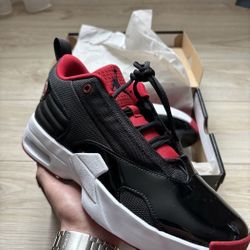 Jordan Max Aura 6 NWOB