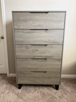 NEW! TALL DRESSER W/ 5 DRAWERS