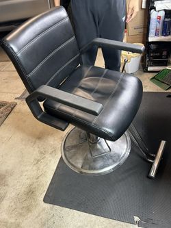 Barber chair