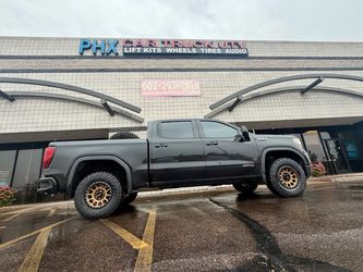 On sale. 2” Leveling  kit with installation. For 07-26 Silverado Sierra Tahoe Yukon suburban (We Finance.