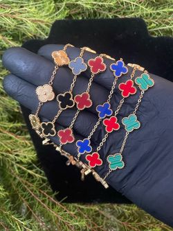 Clover bracelets 🍀