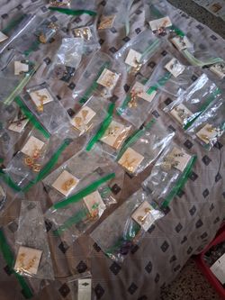 All 47 pcs earrings  $3 each 47 x$141