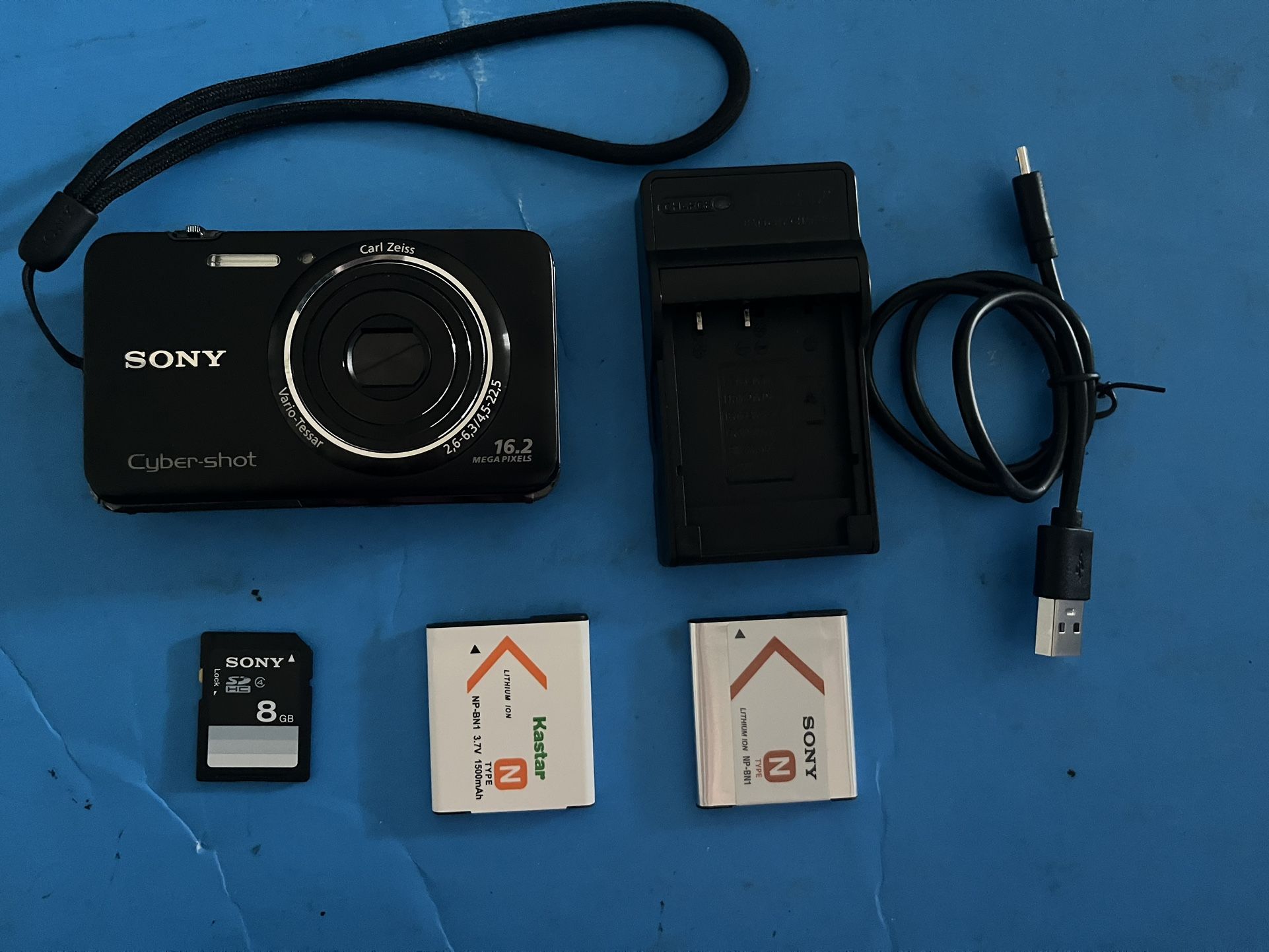 Excellent Sony Cyber-shot DSC-WX9 Camera - 16.2MP, 5x Opt Zoom, w/bundle