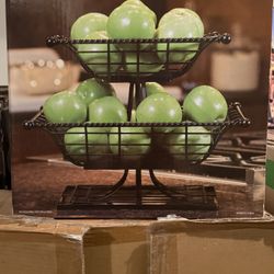 Basket, Decorations, Or Bathroom Stuff Hold It