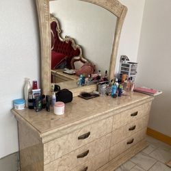 Bedroom Dresser And 2 Night Stands 