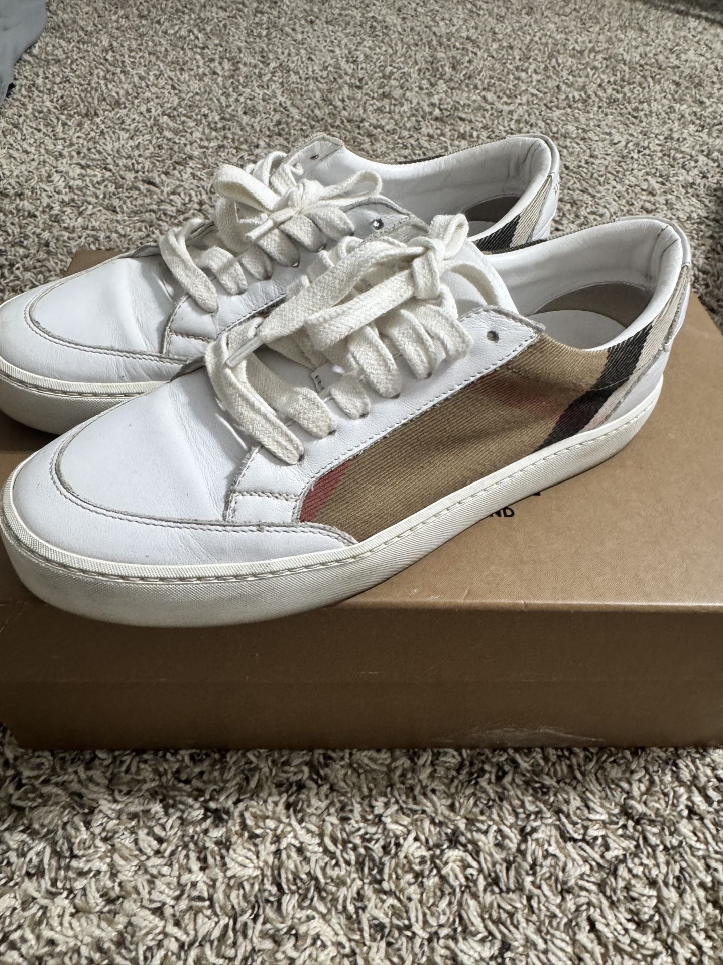 Burberry Shoes
