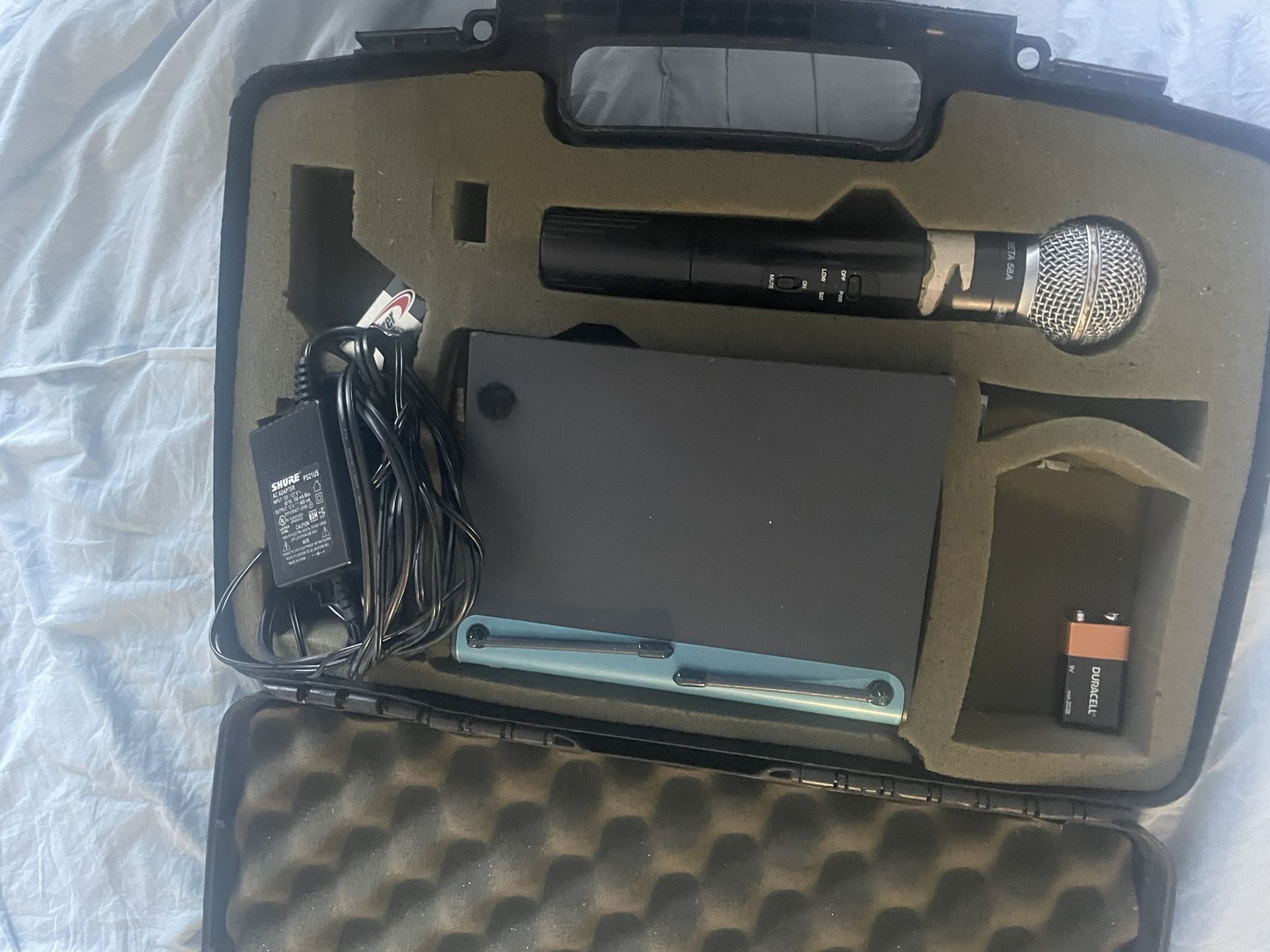 Shure Beta 52a Mic
