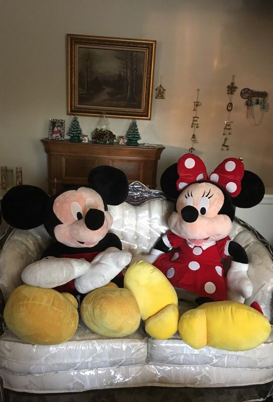 Disney jumbo Mickey and Minnie Mouse