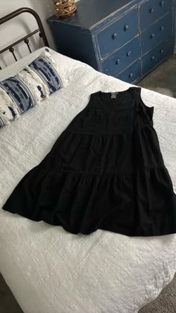 Adorable, black sleeveless V-neck summer dress size XL