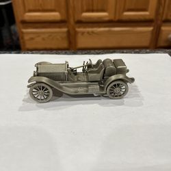 Danbury Pewter 1914 Stutz Bearcat “The Classic American Motorcar Collection “.  Has Been On Display.  Excellent Condition 