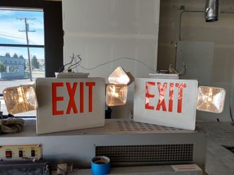 Emergency/exit lights