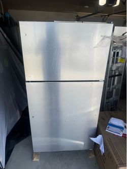 Top freezer fridge