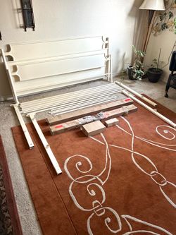 Queen  Metal Bed New  Queen  Metal Bed New