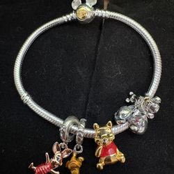 Pandora, Winnie The Pooh Charm Bracelet
