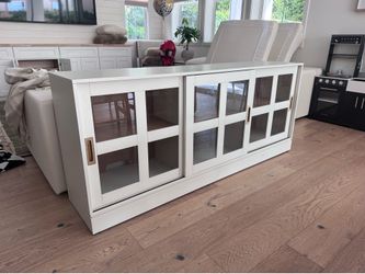 Tv Credenza