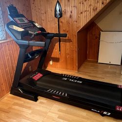 Sole Treadmill 