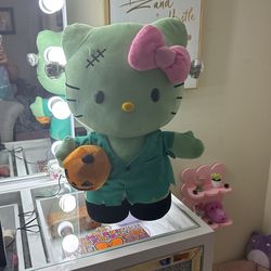 Hello Kitty Greeter