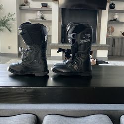 Quading / dirt biking boots