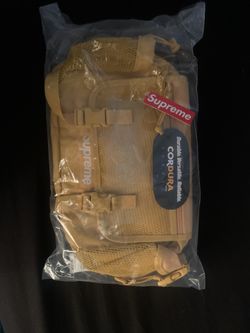 Supreme waist bag (SS20) Gold