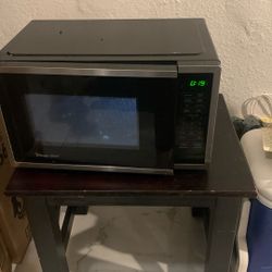 Magic Chef Microwave 