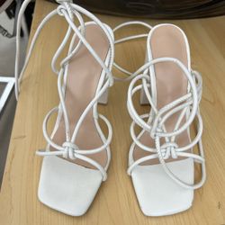 Size 5.5 High Heels Like New 