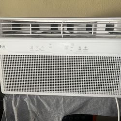 LG LW8024R 8000 BTU 350 sq ft Window-Mount Air Conditioner