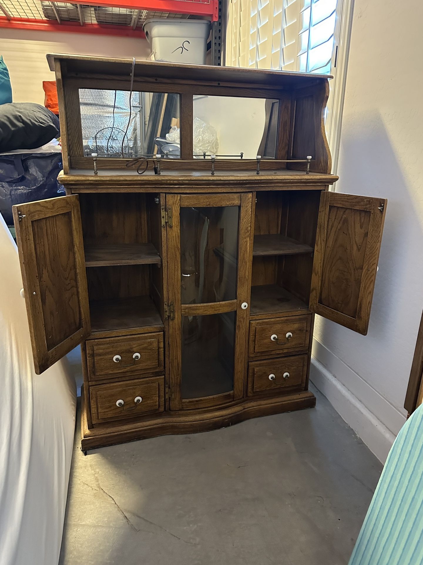 Antique Bar