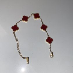 Clover Bracelet (Red)