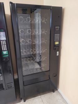 AP Studio 2 Snack Vending Machine

