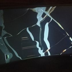 Spectre 27" Curved (For Parts)