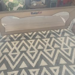 Bedrail Excellent Condition, Folds Down 