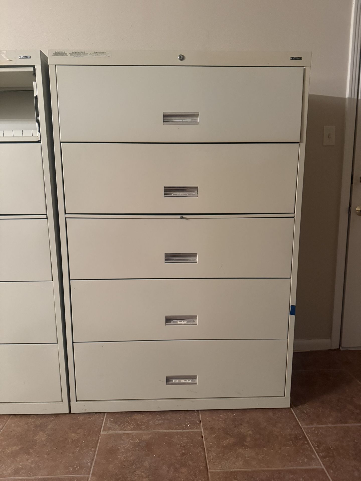 Vertical file cabinet