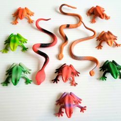 Vintage Greenbrier International various colors frogs and Snakes Toy Lot Of 11 