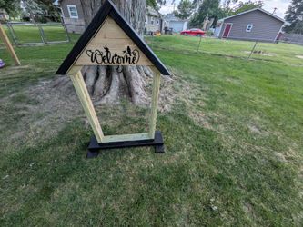 Hanging flower basket stand