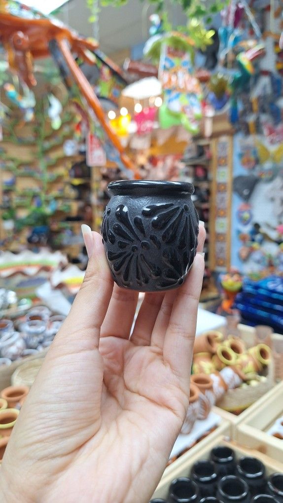 Black, Mini Cantarito Shot Glasses 🖤🍶 ‼️$7 EACH OR $66/DOZEN‼️
