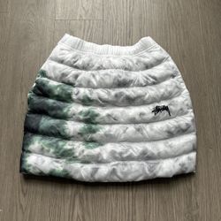 Women’s size small Stussy X Nike insulated skirt white gorge green shorts ladies Fashion Streetwear Supreme Dunk Max Force Air Tee Bubble Jacket Coat 