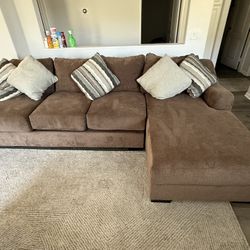 Sectional Couch 