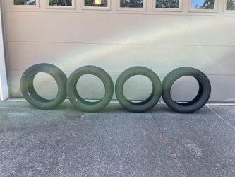 Set of 4 Bridgestone Turanza 215/55R18 Tires – Like New – Full Tread – DOT 2022