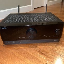 Yamaha 8K RX-V4A 5.2 channels AV Receiver 2.1 HDMI